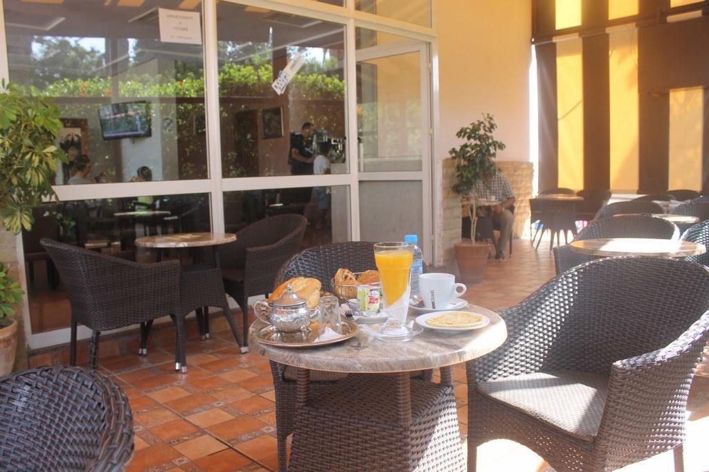 Hotel Cafe Verdi Эль-Джадида Экстерьер фото